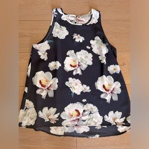 Dalia. Satin, floral, sleeveless blouse.